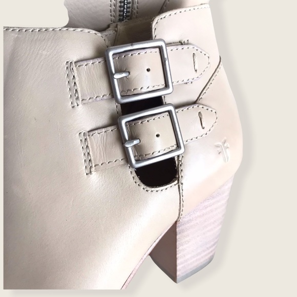 Frye Jennifer Ivory Chic Belted Shootie/Ankle Boot - Picture 13 of 16